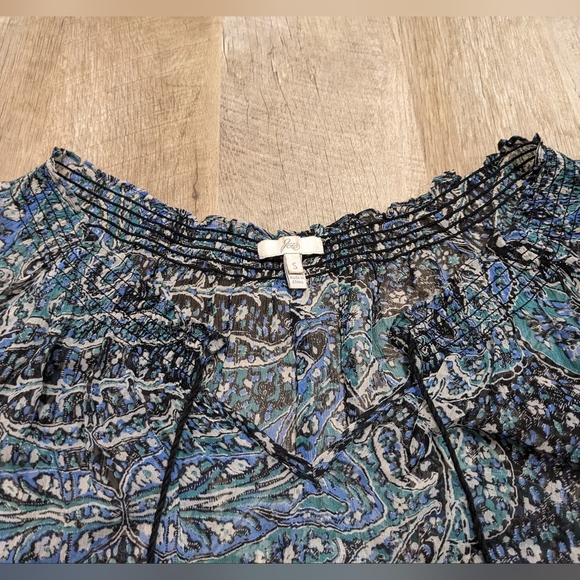 Joie Silk Paisley Print Sheer Top Elastic Stretch Arms and Neckline - Picture 9 of 10